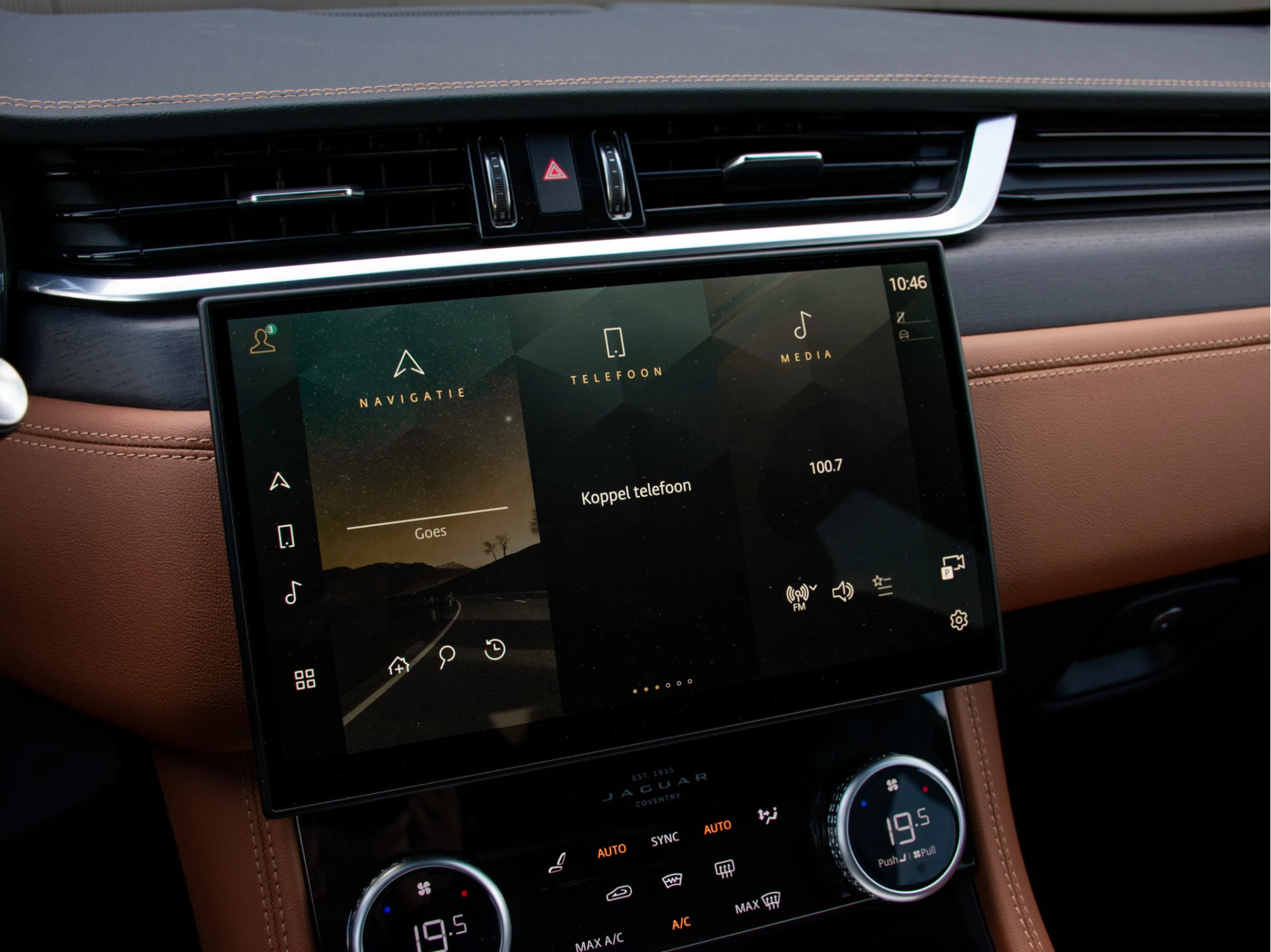 Hoofdafbeelding Jaguar F-PACE