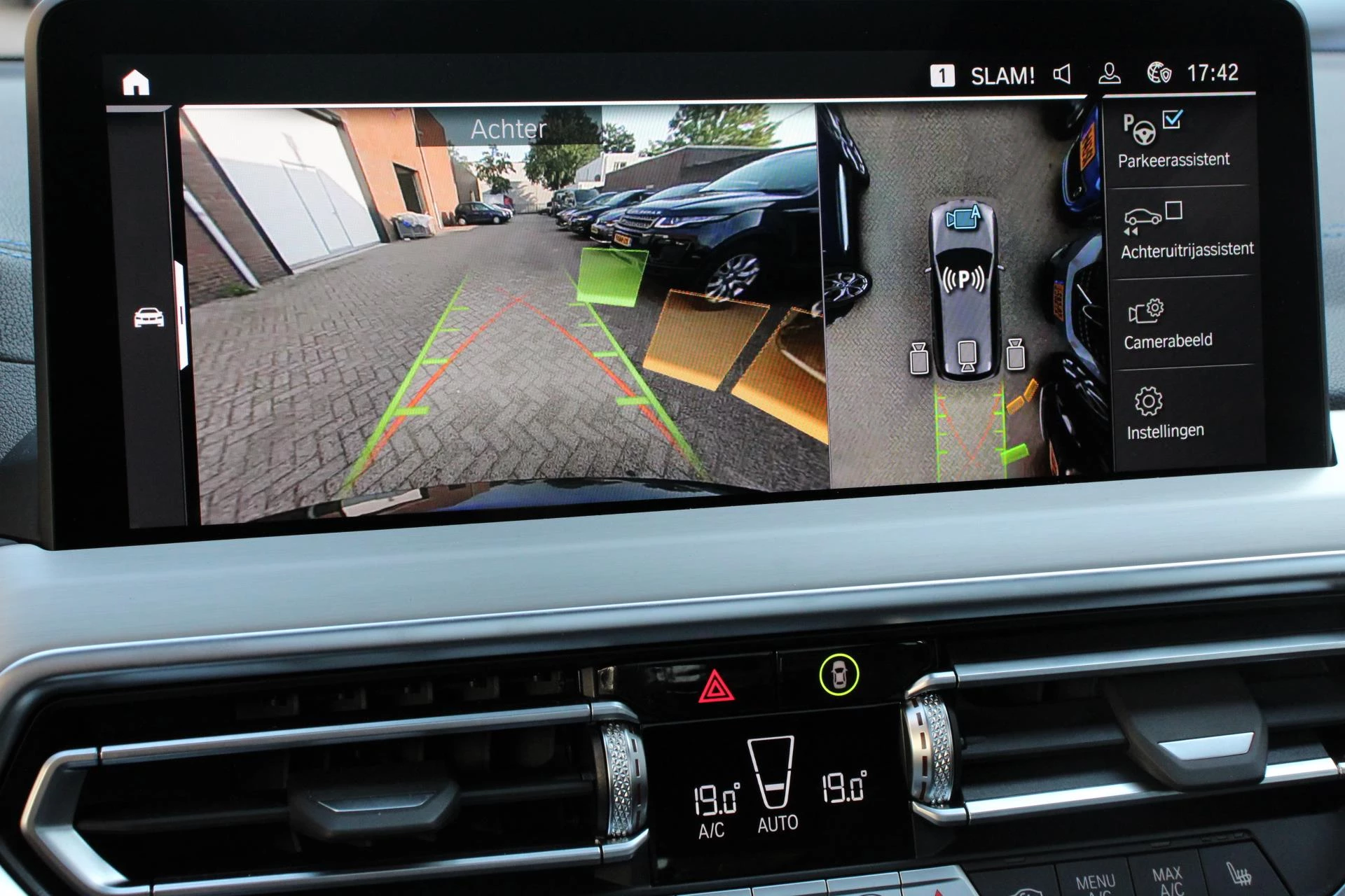 Hoofdafbeelding BMW iX3