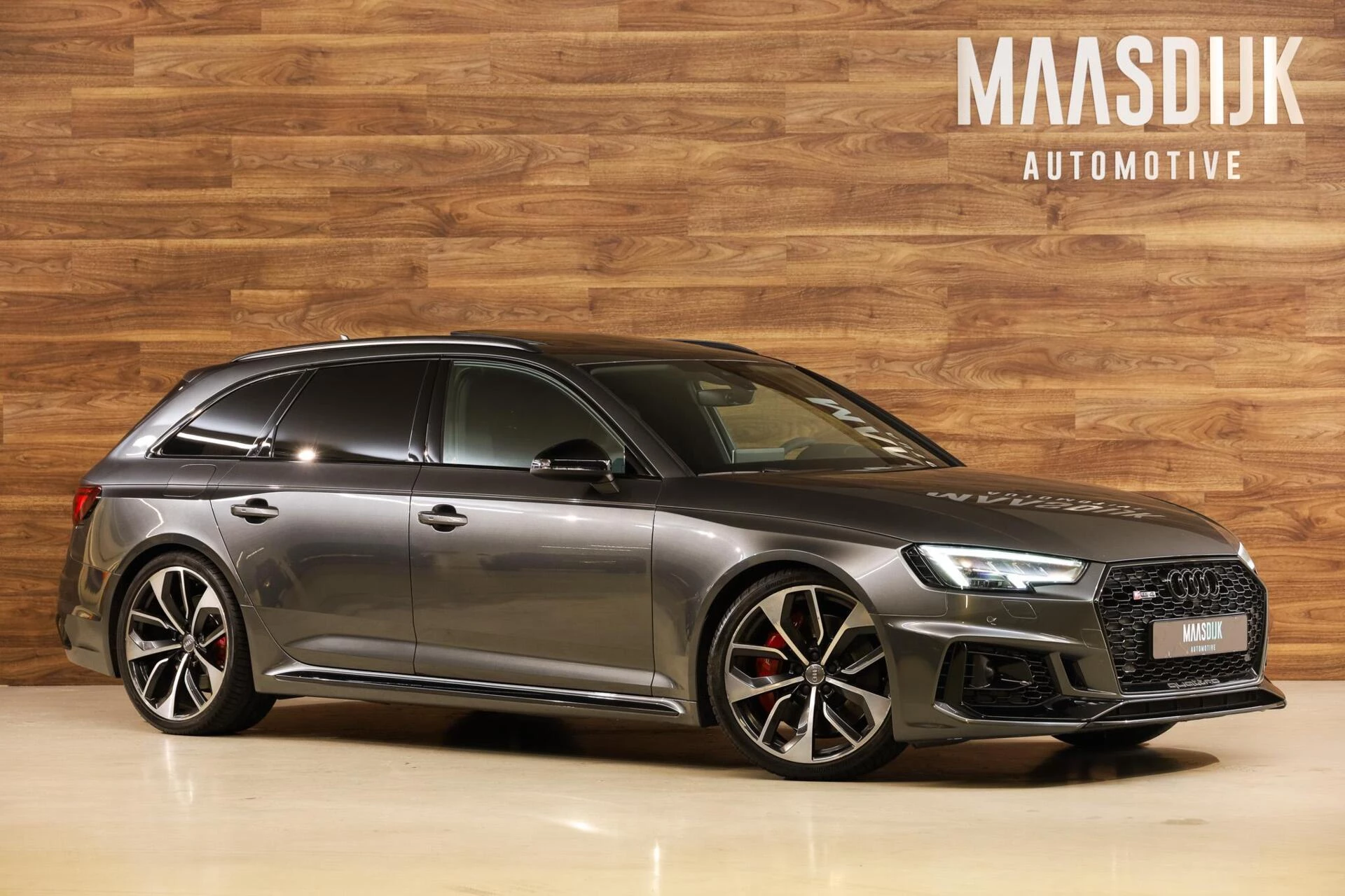 Hoofdafbeelding Audi RS4