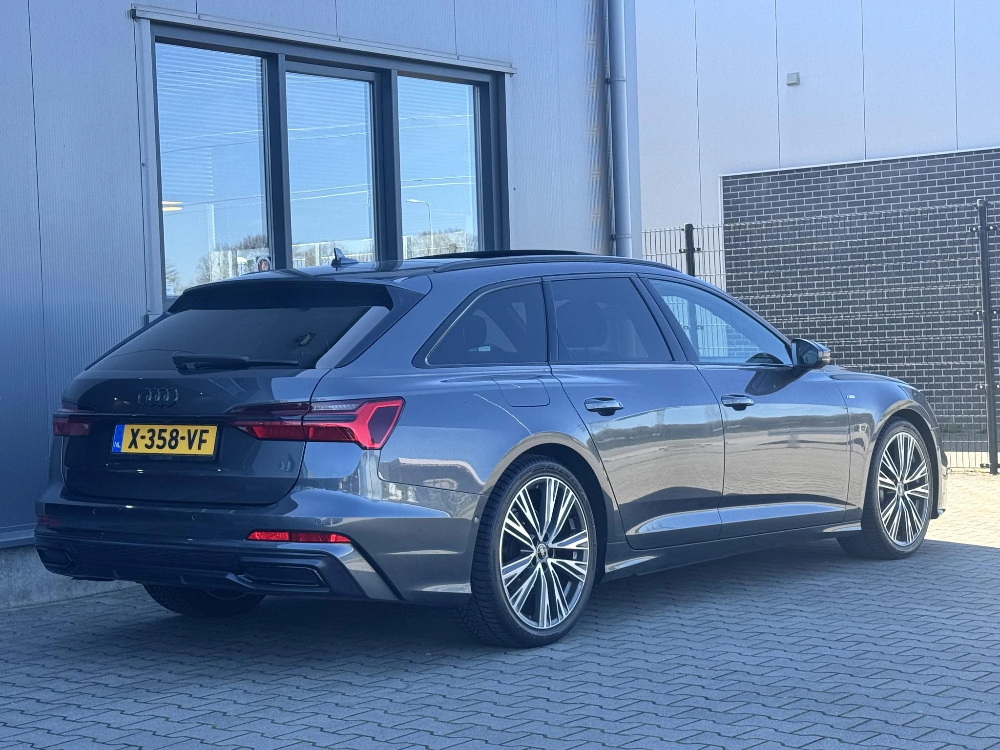 Hoofdafbeelding Audi A6