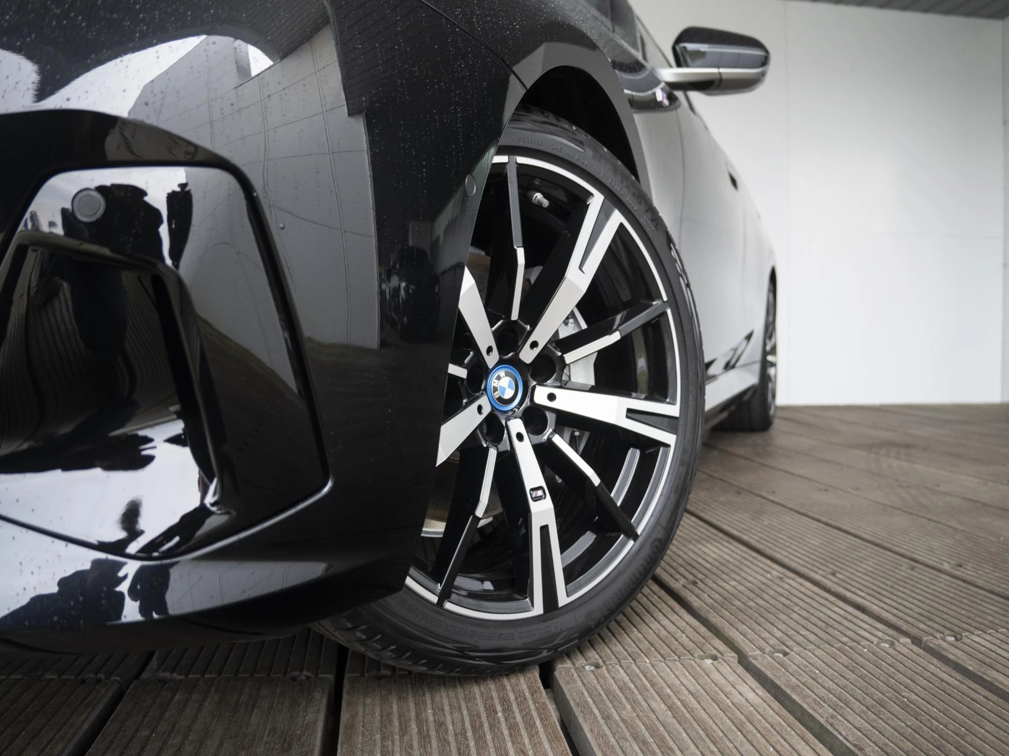 Hoofdafbeelding BMW i5