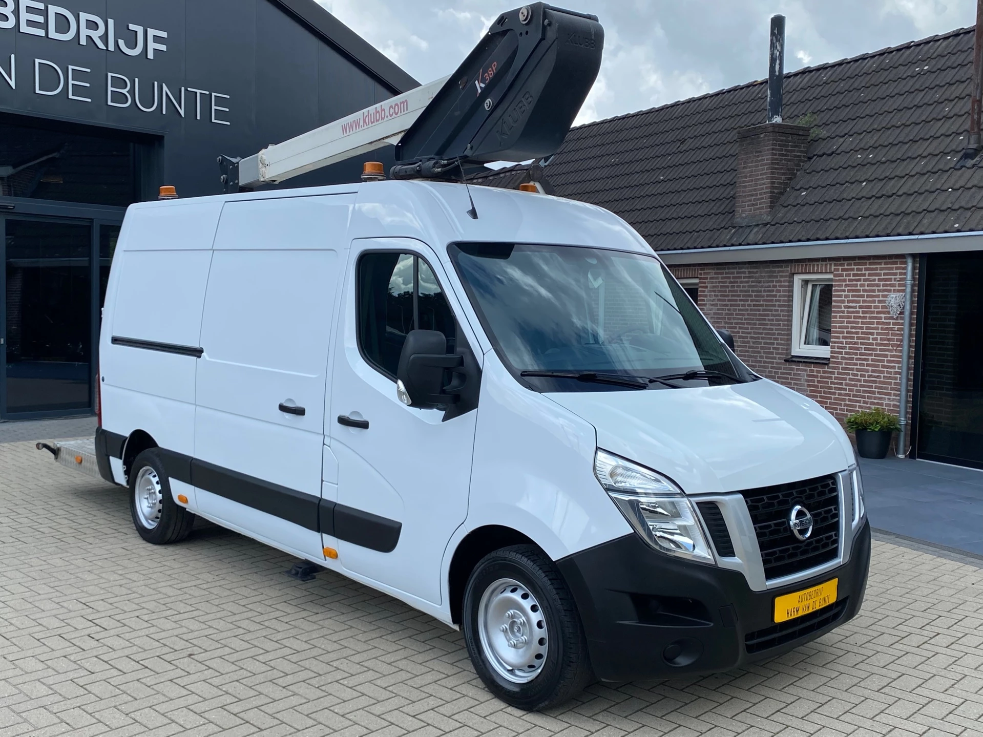 Hoofdafbeelding Nissan NV400