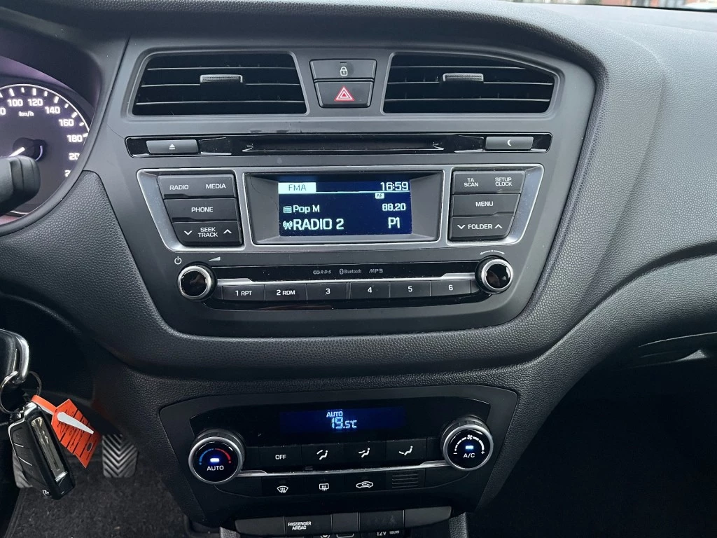 Hoofdafbeelding Hyundai i20