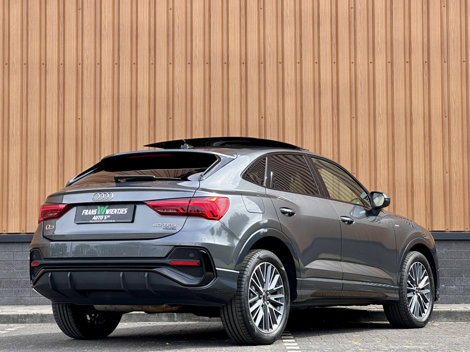Hoofdafbeelding Audi Q3