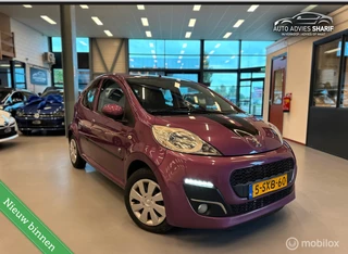 Hoofdafbeelding Peugeot 107 Peugeot 107 1.0 Sportium Airco / Led / Bluetooth /