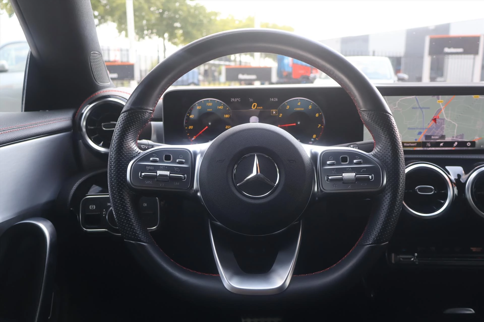 Hoofdafbeelding Mercedes-Benz CLA