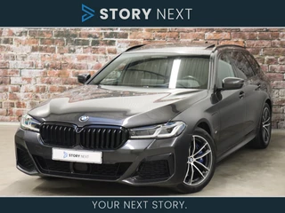 BMW 5 Serie Touring 530e xDrive High Executive M Sport Pakket Automaat / Panoramadak / Trekhaak / Live Cockpit Professional / Driving Assistant Professional / Laserlight / Head-Up Display / Comfortstoelen / Harman Kardon / Massagefunctie Voorstoelen / M Sportremsysteem