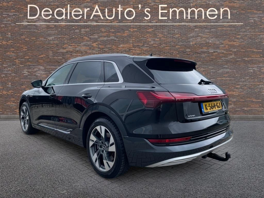 Hoofdafbeelding Audi e-tron