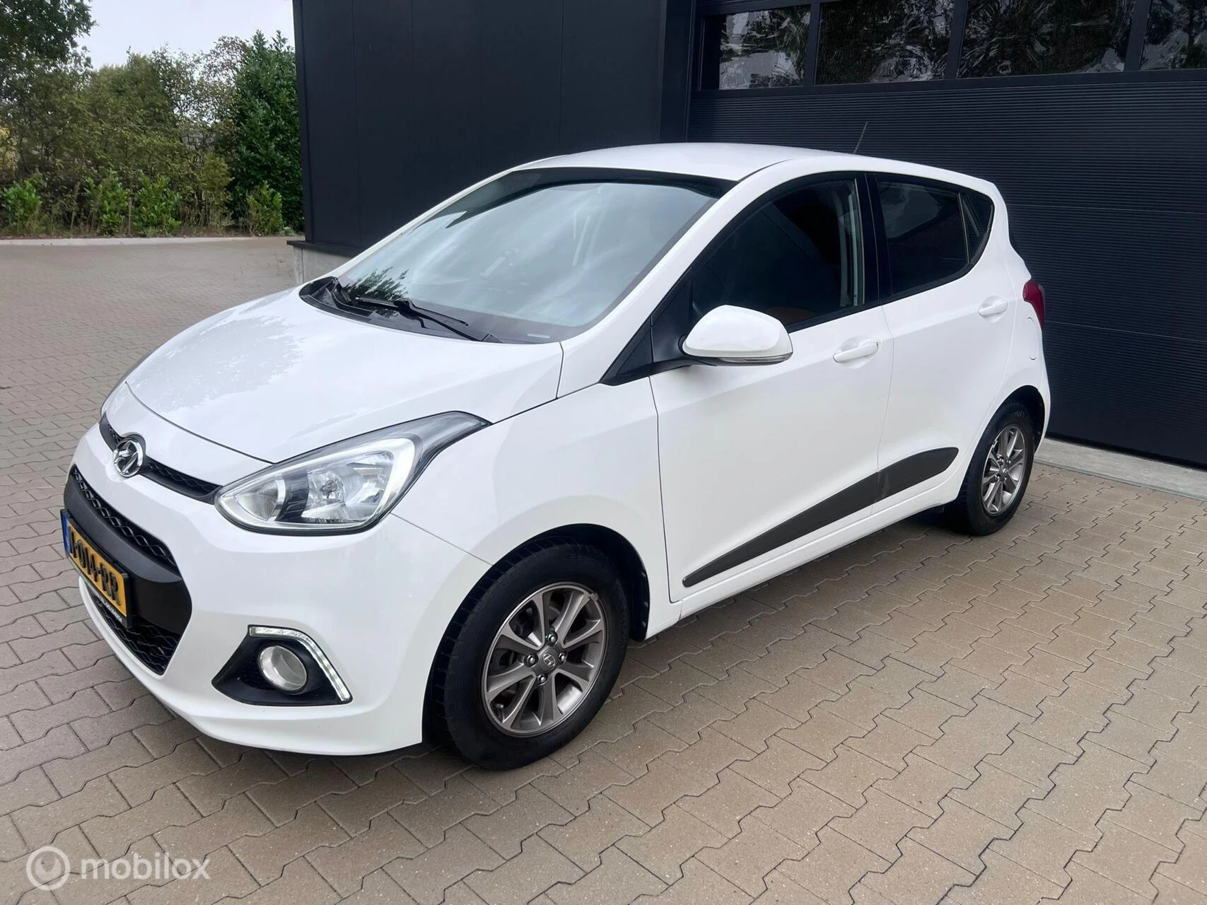 Hoofdafbeelding Hyundai i10