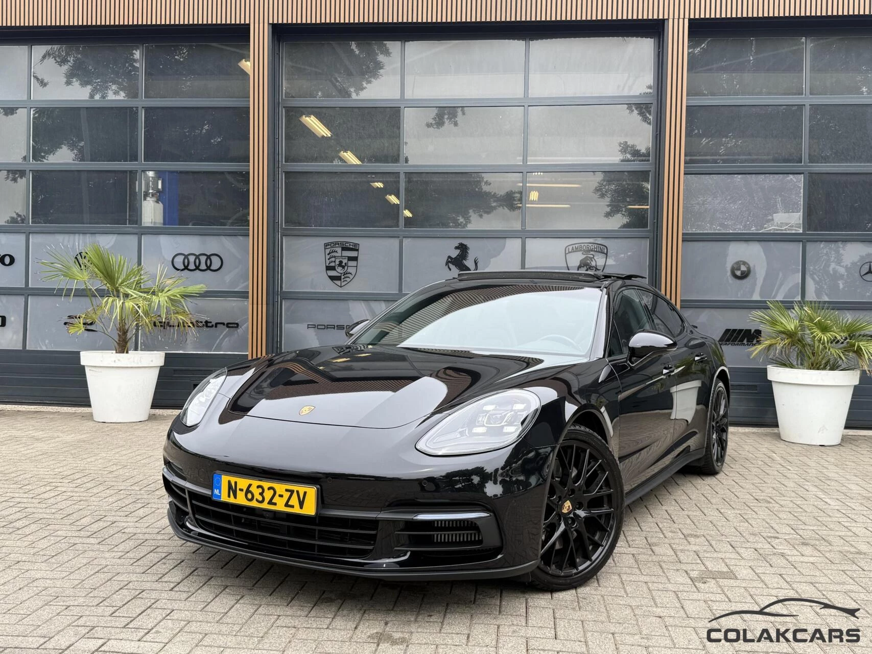 Hoofdafbeelding Porsche Panamera