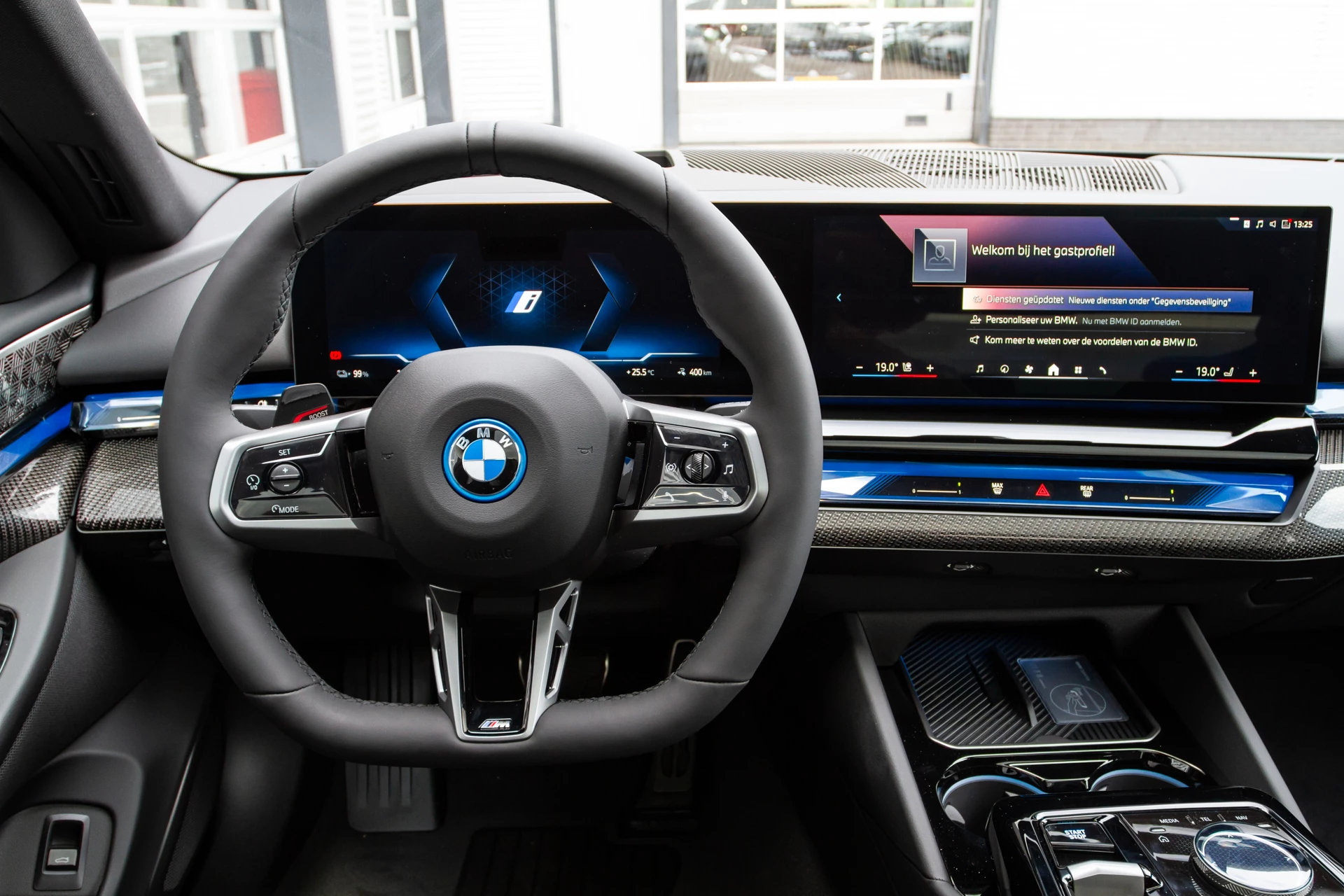 Hoofdafbeelding BMW i5