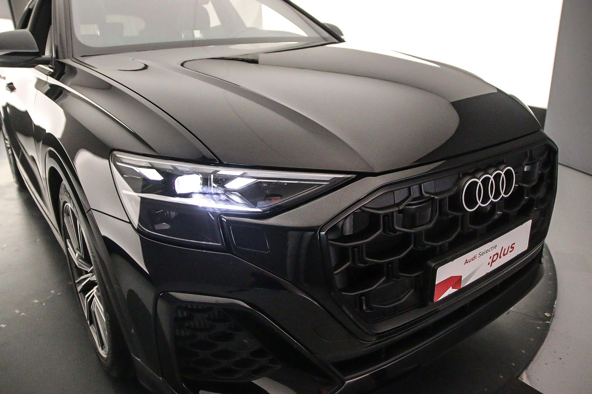 Hoofdafbeelding Audi Q8