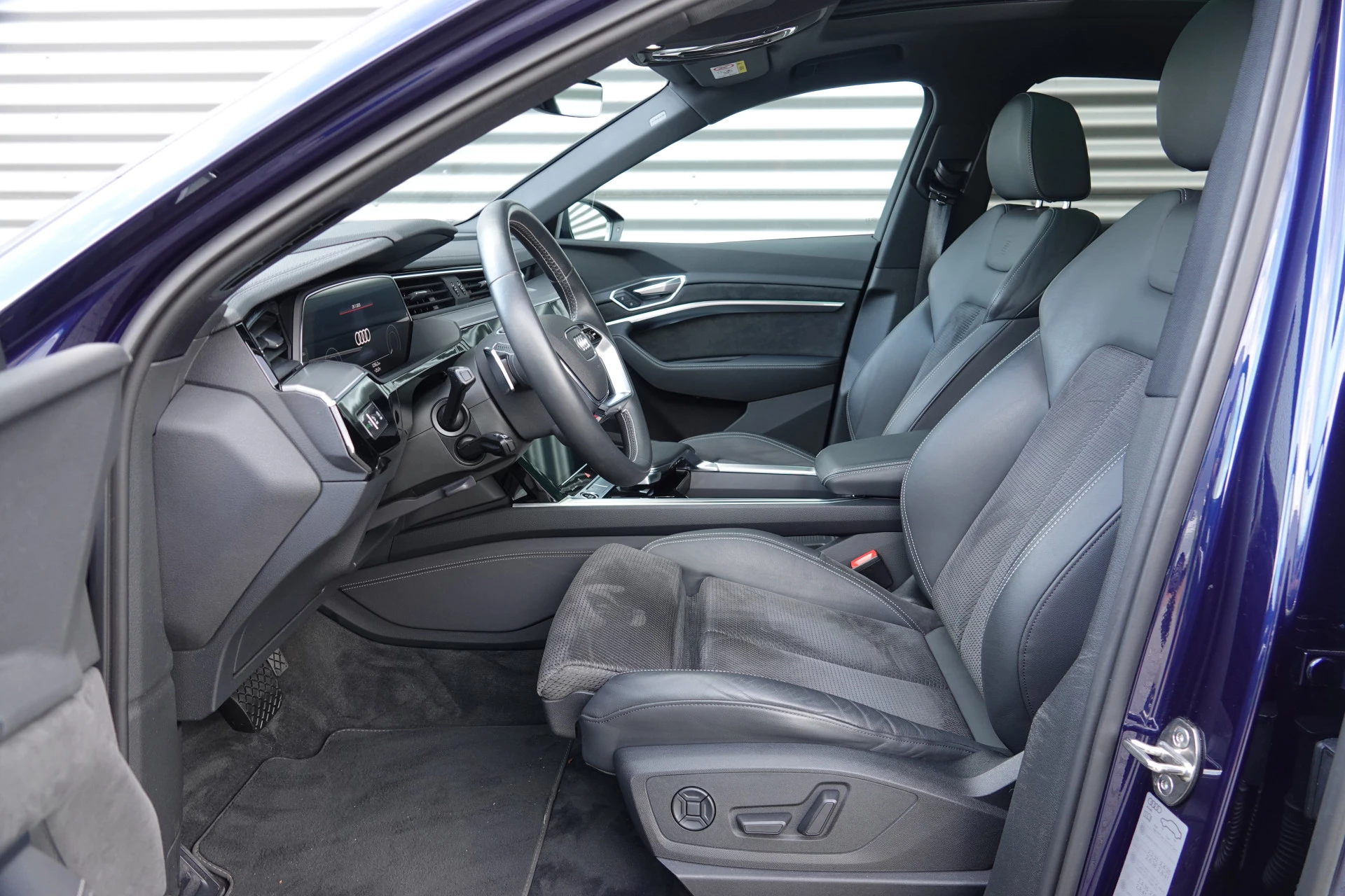 Hoofdafbeelding Audi e-tron