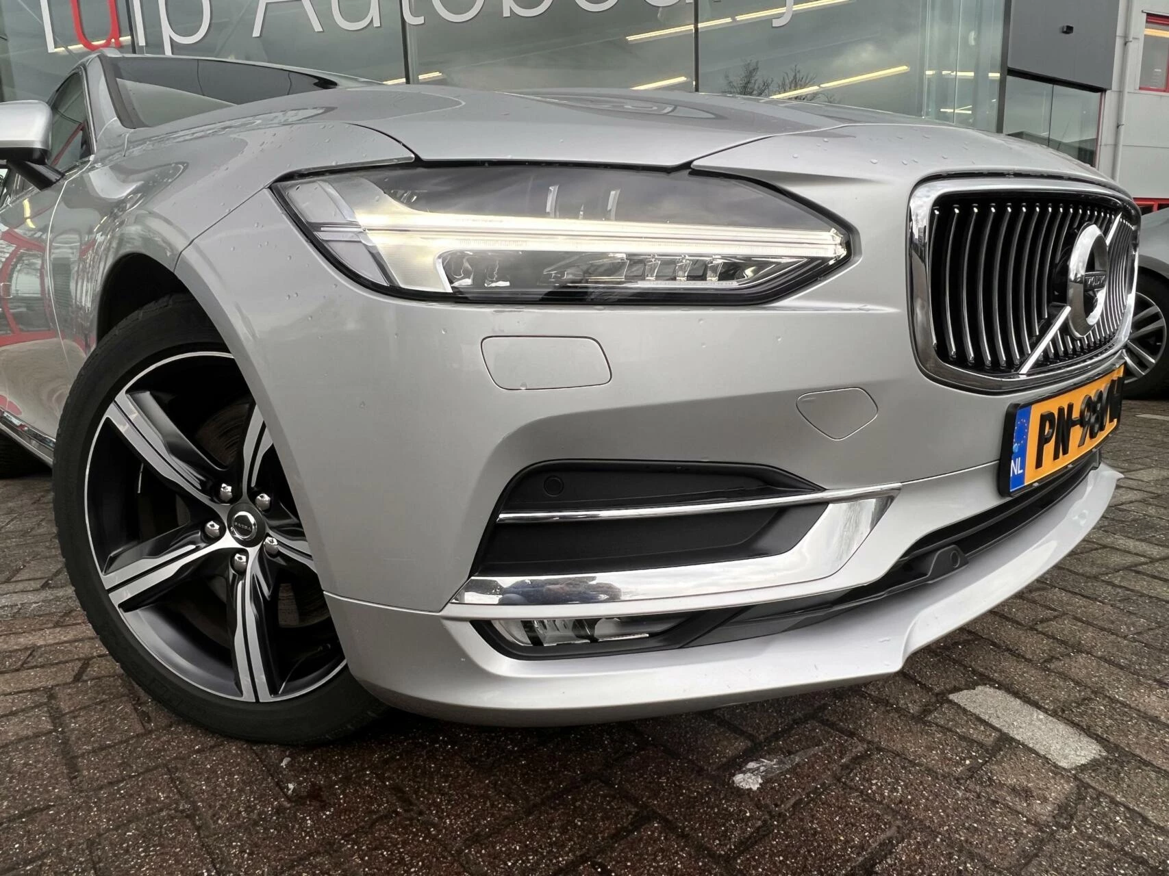 Hoofdafbeelding Volvo V90