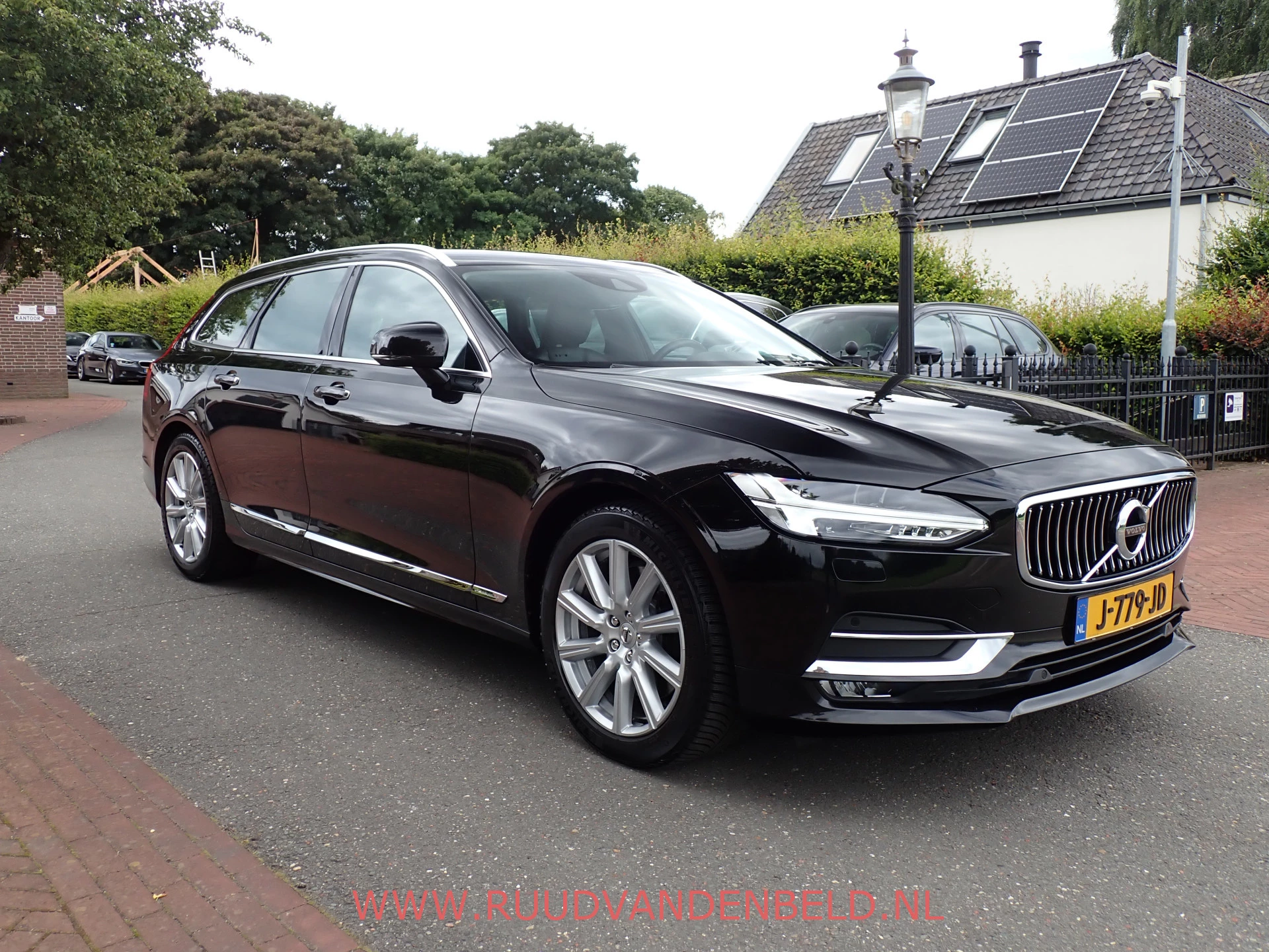 Hoofdafbeelding Volvo V90