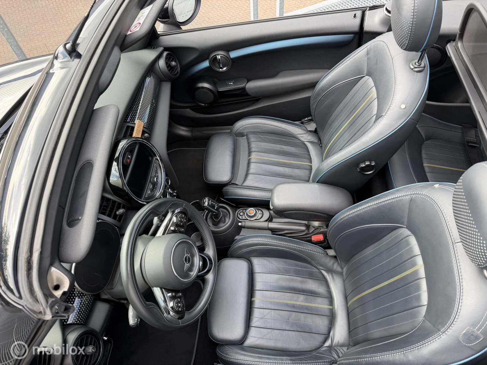 Hoofdafbeelding MINI Cooper Cabrio