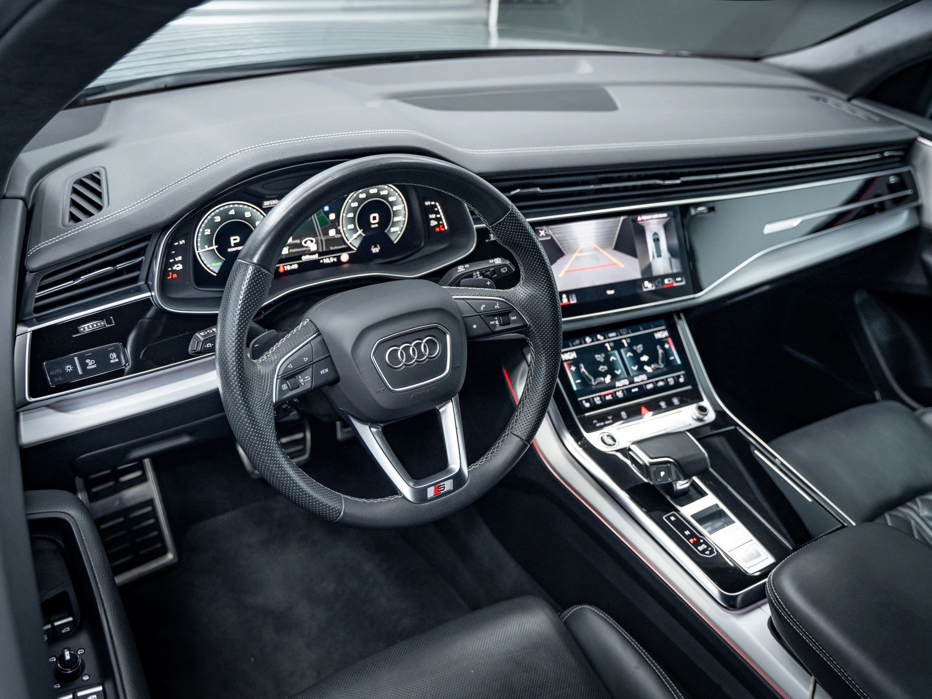 Hoofdafbeelding Audi Q8