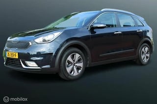 Kia Niro 1.6 GDi 141 PK Hybrid DynamicLine, Navi, App connect, Trekhaak, Clima, Pdc + Camera, Half leer/stof