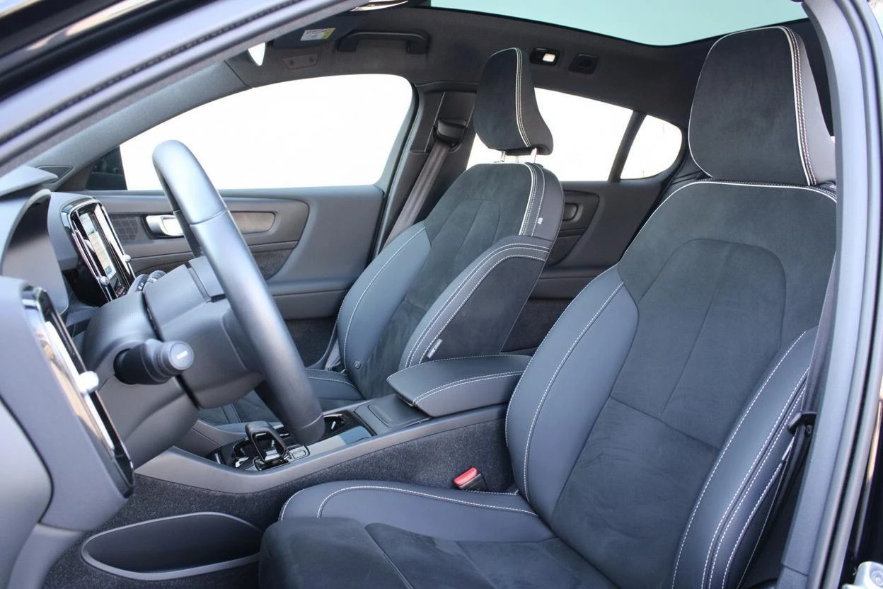 Hoofdafbeelding Volvo C40