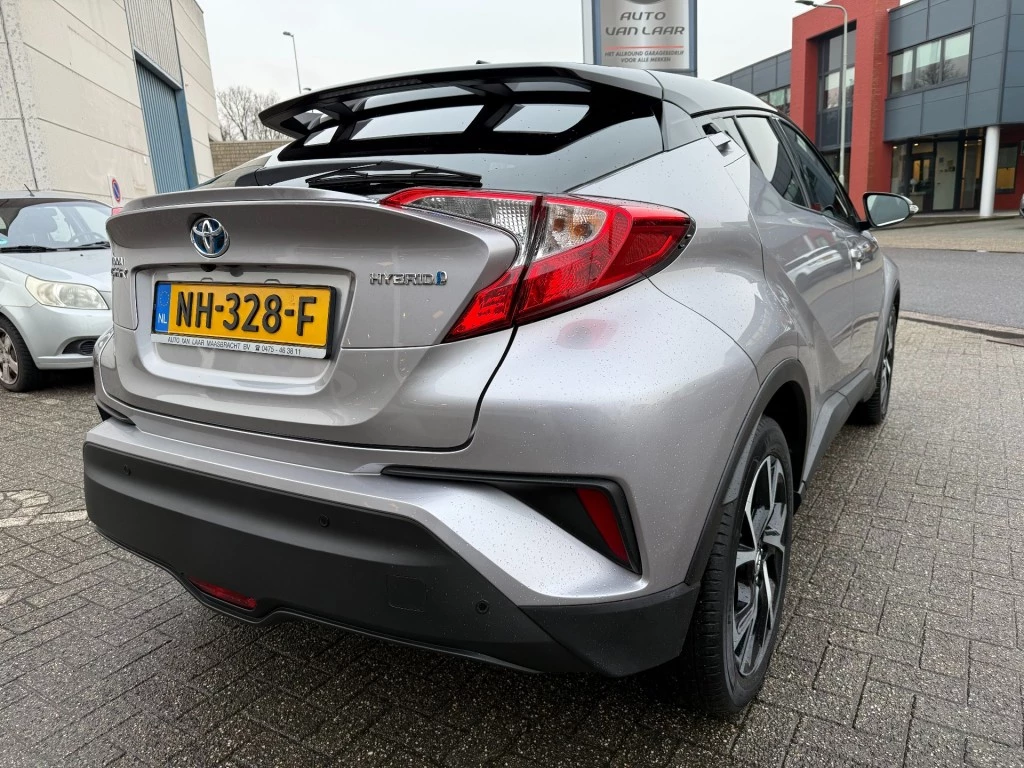 Hoofdafbeelding Toyota C-HR
