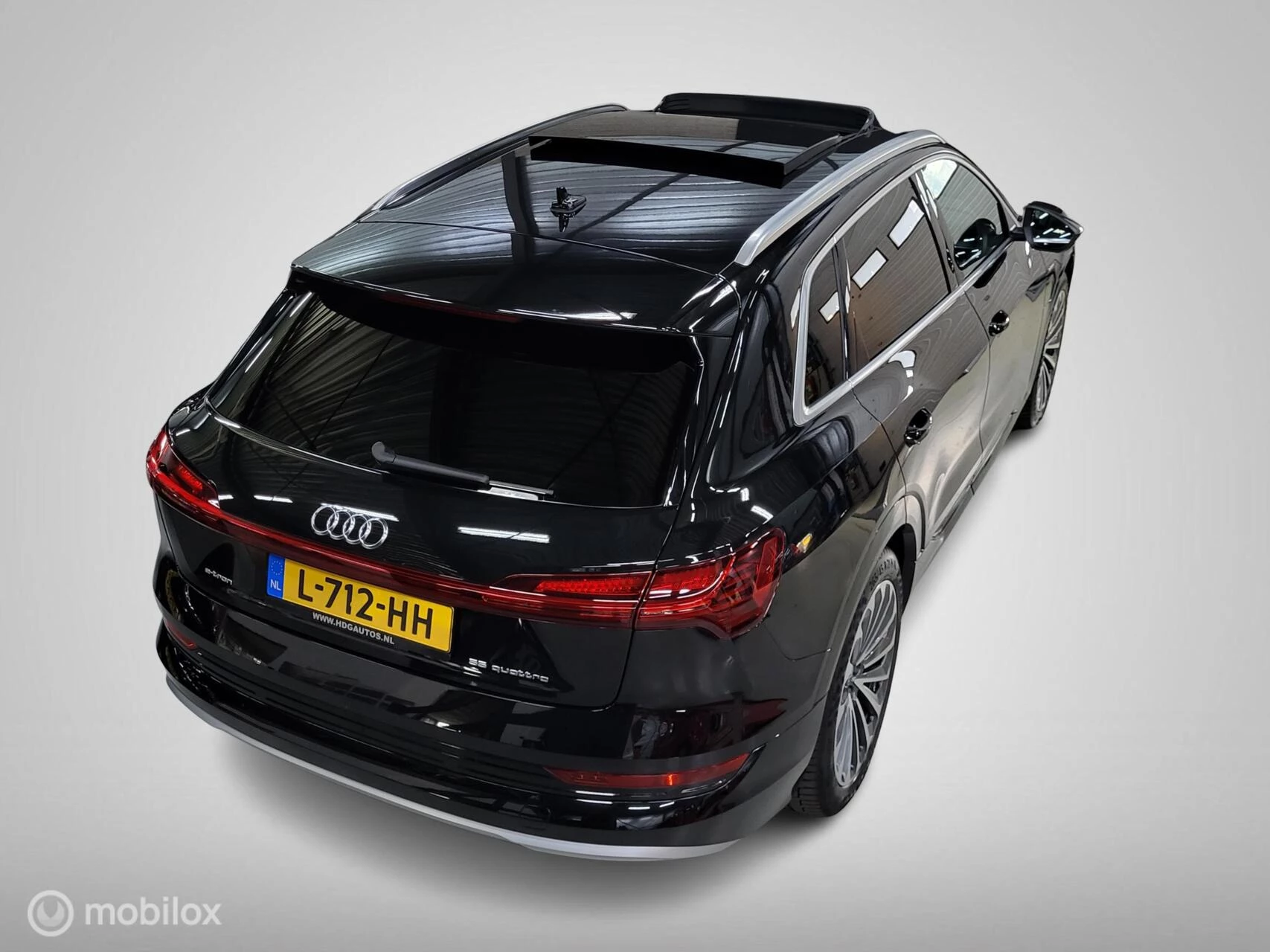 Hoofdafbeelding Audi e-tron