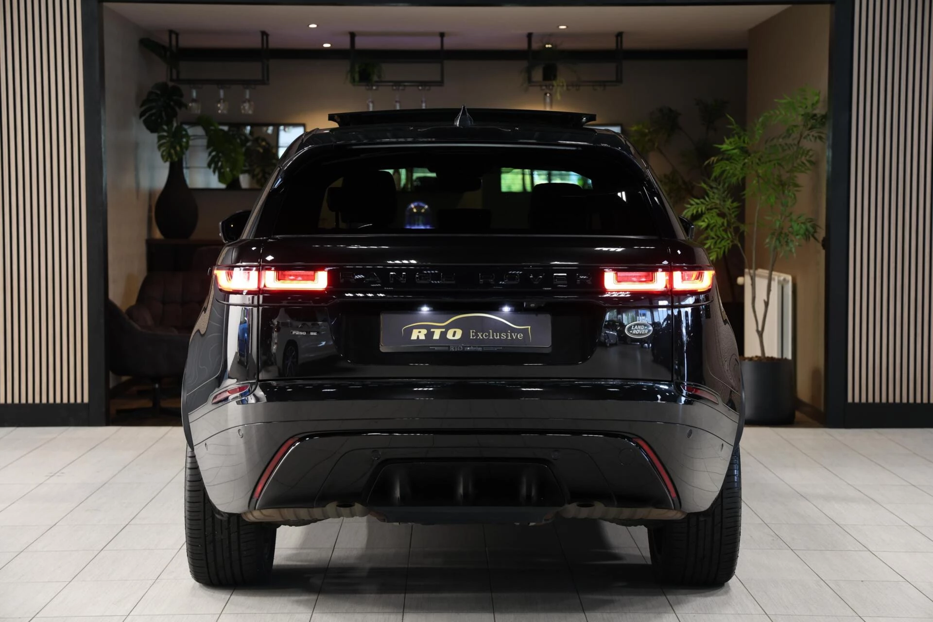 Hoofdafbeelding Land Rover Range Rover Velar