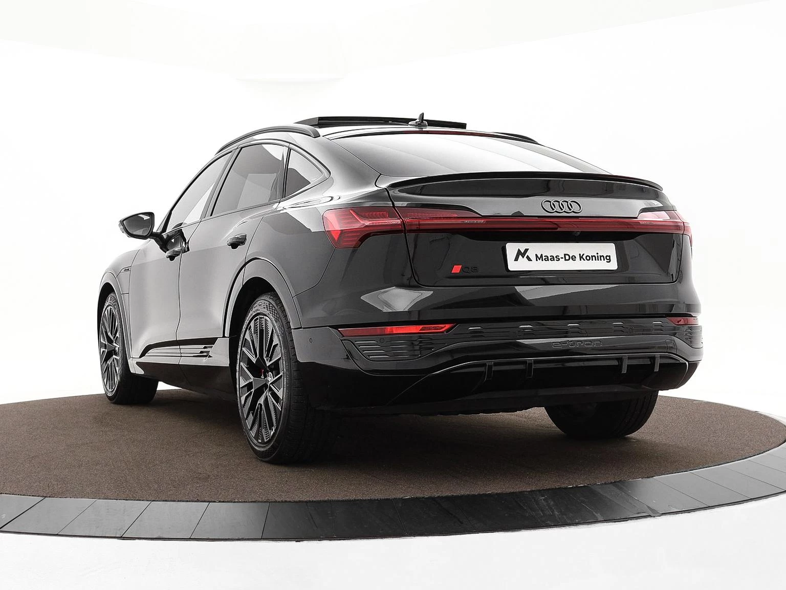 Hoofdafbeelding Audi Q8 Sportback e-tron