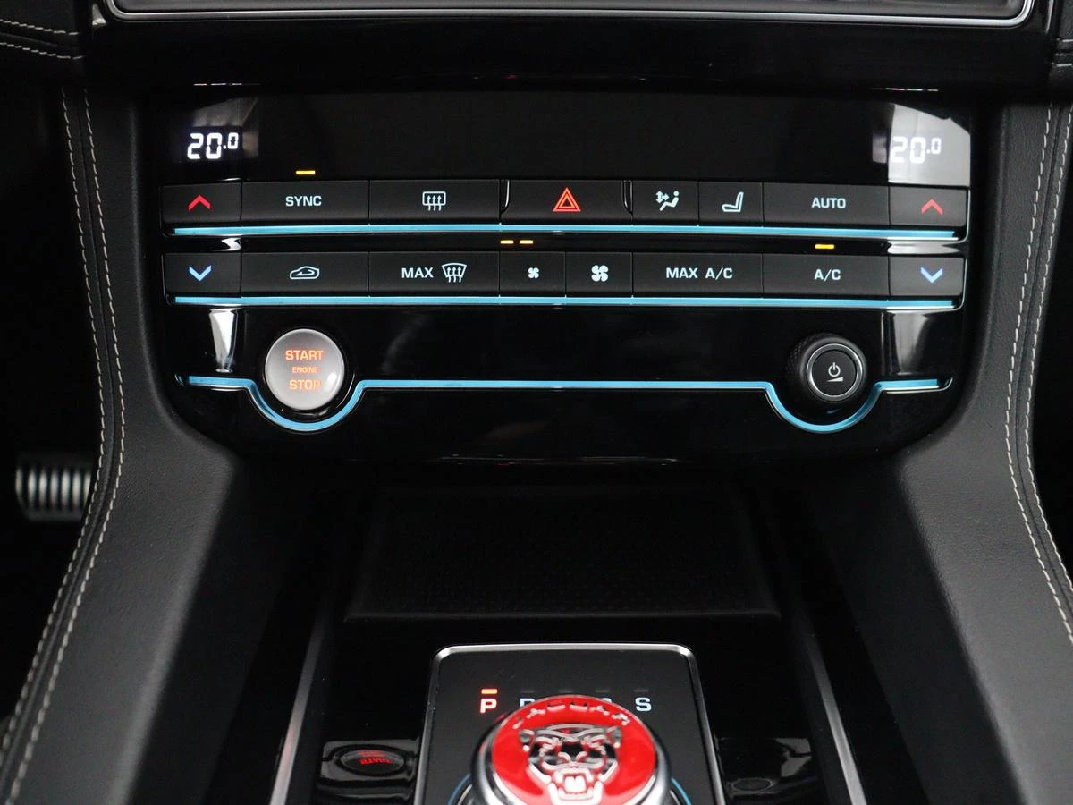 Hoofdafbeelding Jaguar F-PACE