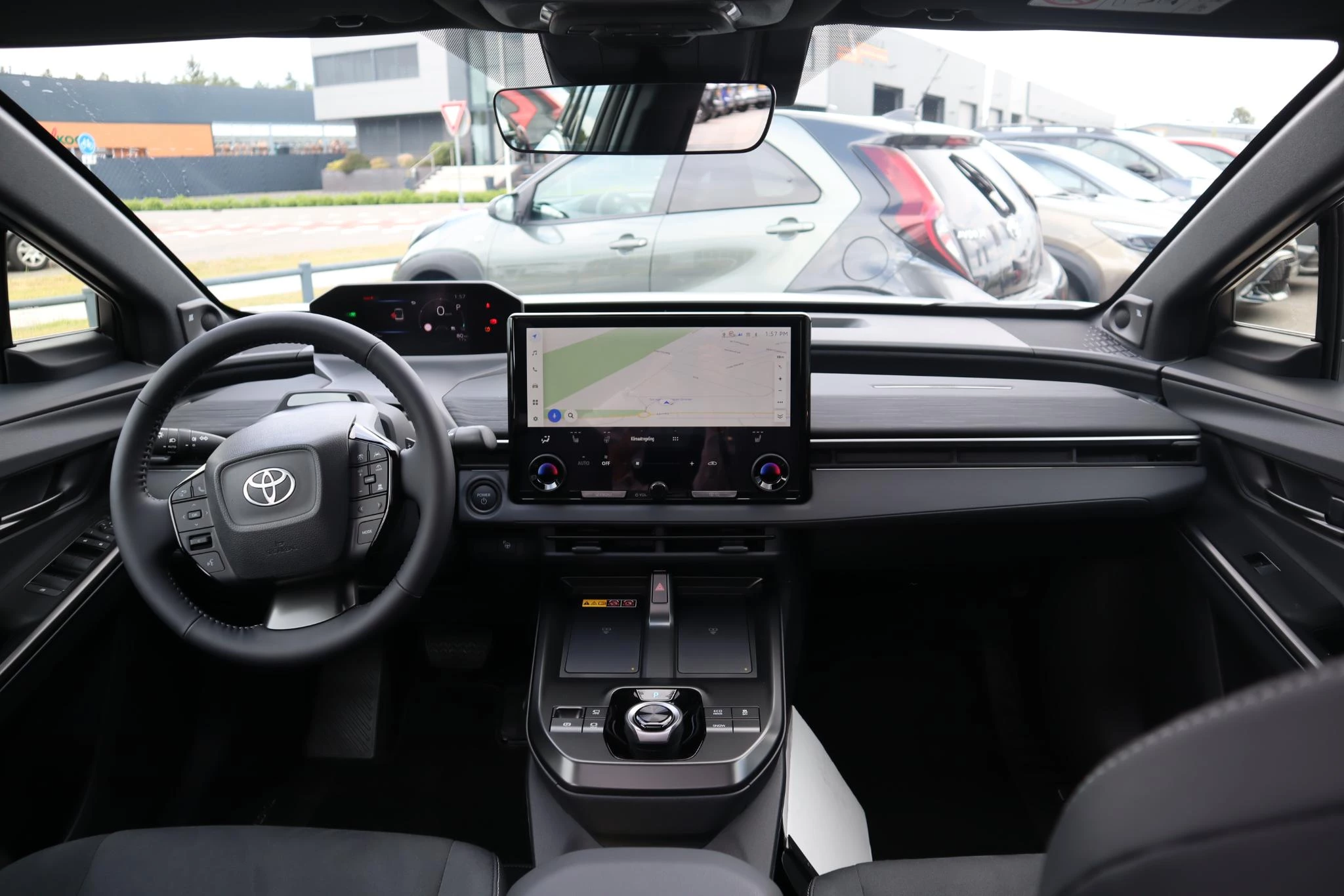 Hoofdafbeelding Toyota C-HR+
