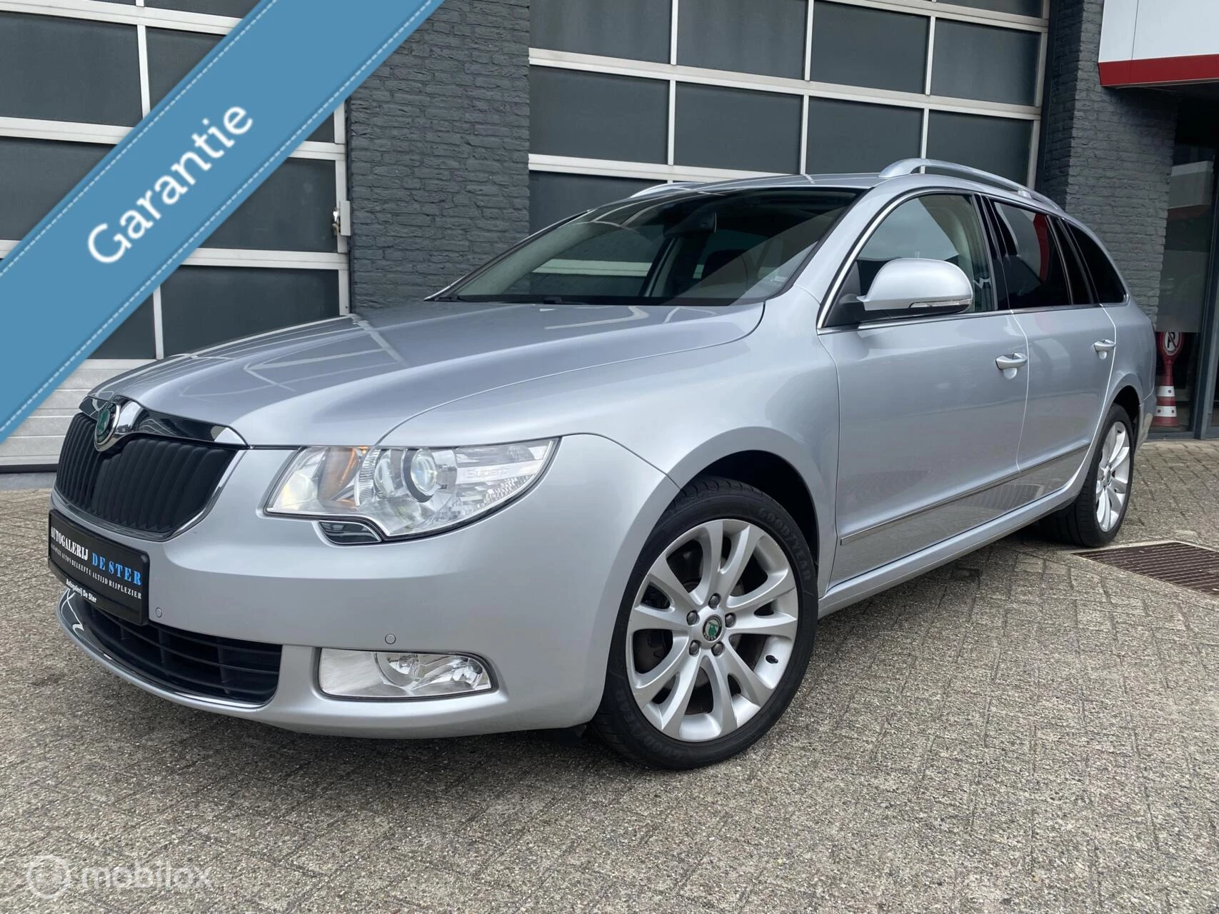 Hoofdafbeelding Škoda Superb