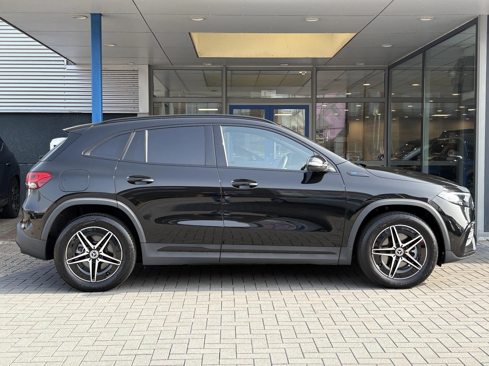 Hoofdafbeelding Mercedes-Benz EQA