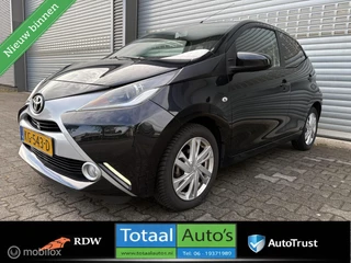 Toyota Aygo 1.0 VVT-i x-sport*NAVIGATIE*EERSTE EIGENAAR*