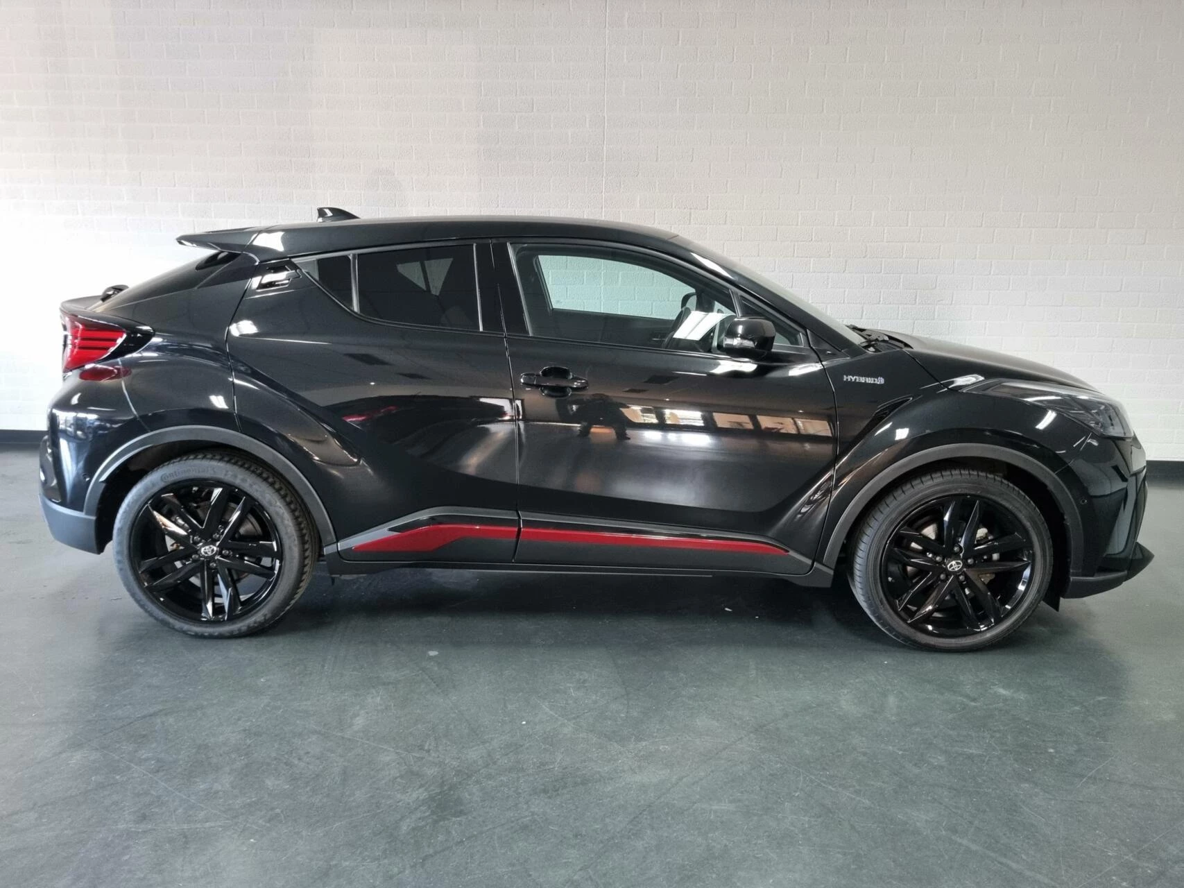 Hoofdafbeelding Toyota C-HR