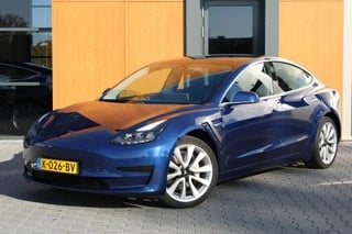 Tesla Model 3 Standard RWD Plus 60 kWh | Trekhaak | Pano | Autopilot