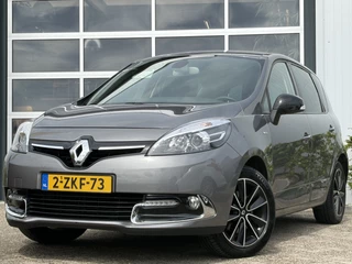 Renault Scénic 1.2 TCe Bose 116pk | Audio-navigatie full map | Bi-xenon koplampen adaptief | Cruise control | Electronic climate control | Lichtmetalen velgen 17" | Parkeersensor achter | Trekhaak | Dealer onderhouden!