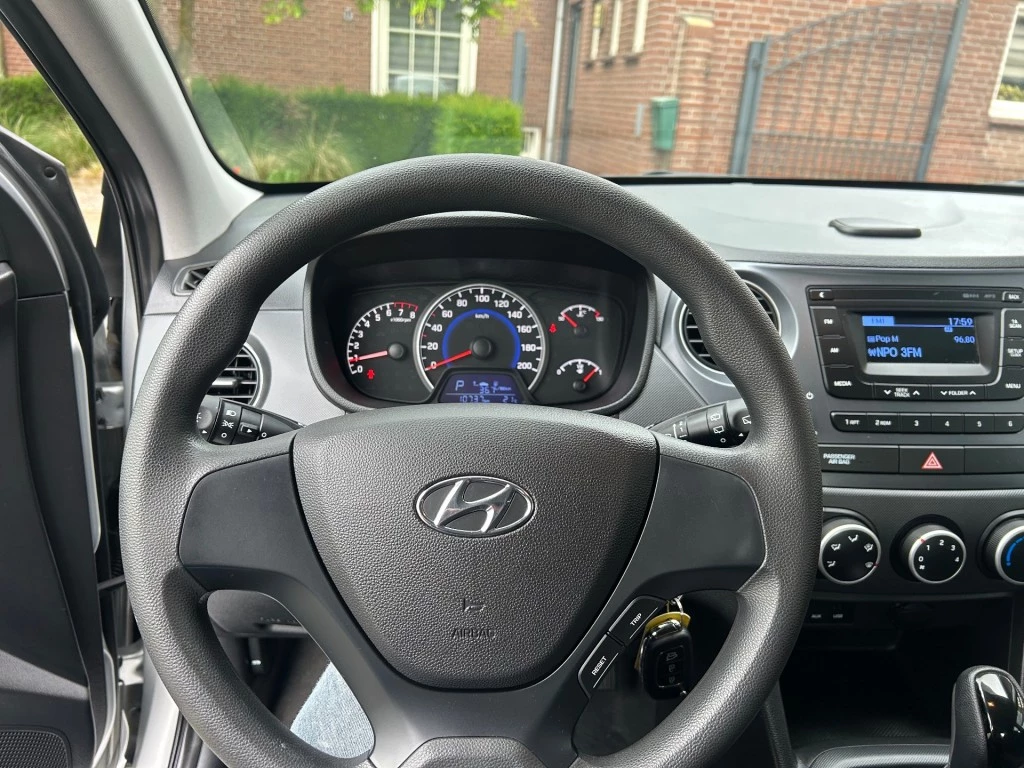 Hoofdafbeelding Hyundai i10