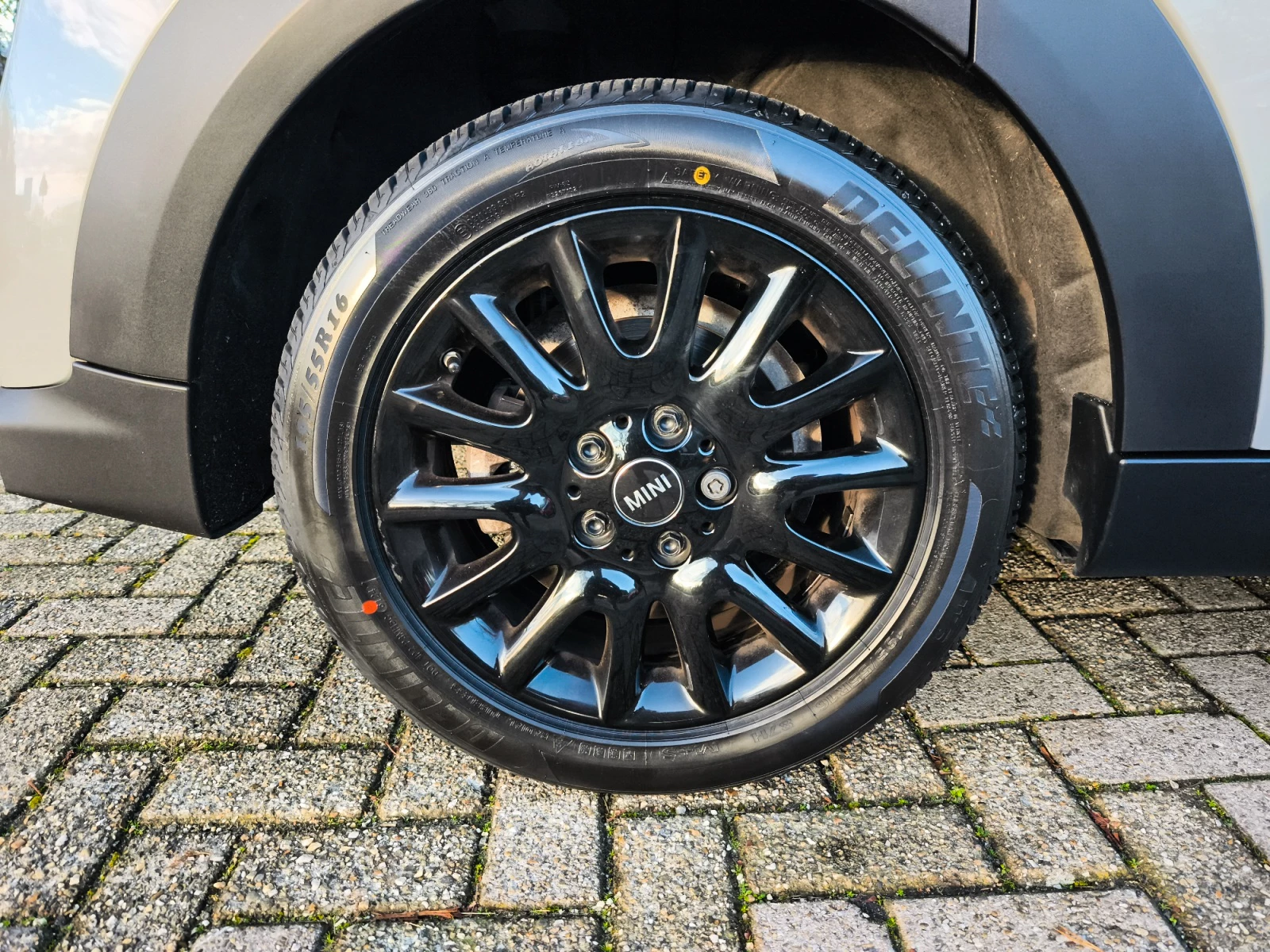 Hoofdafbeelding MINI One