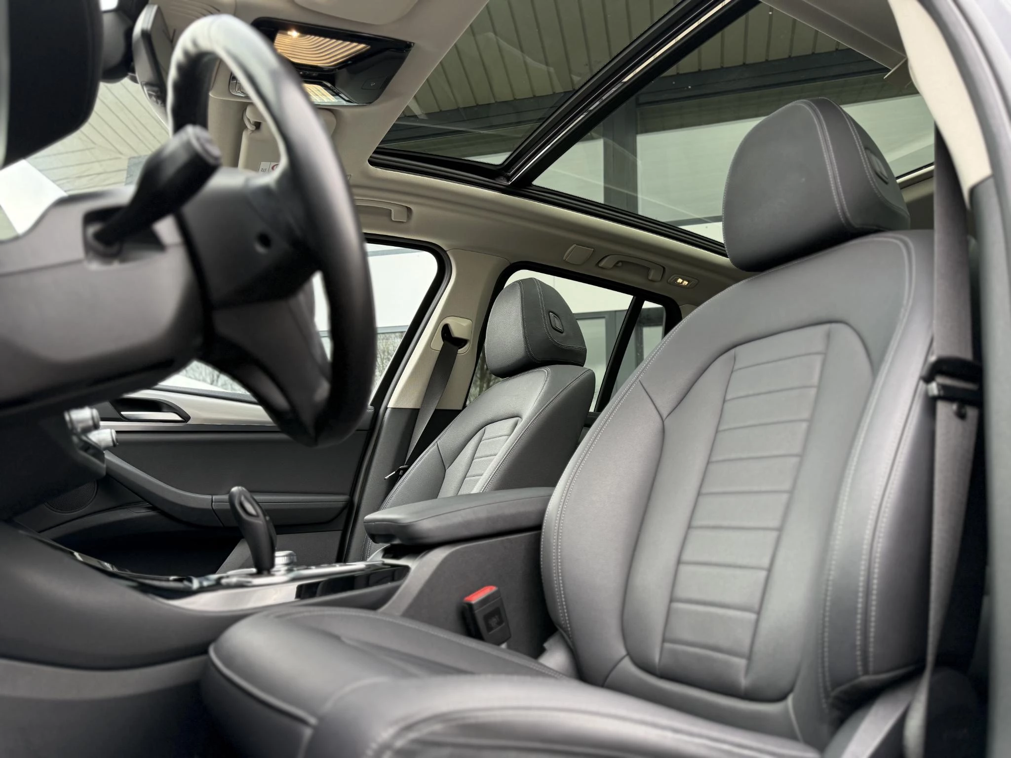 Hoofdafbeelding BMW iX3