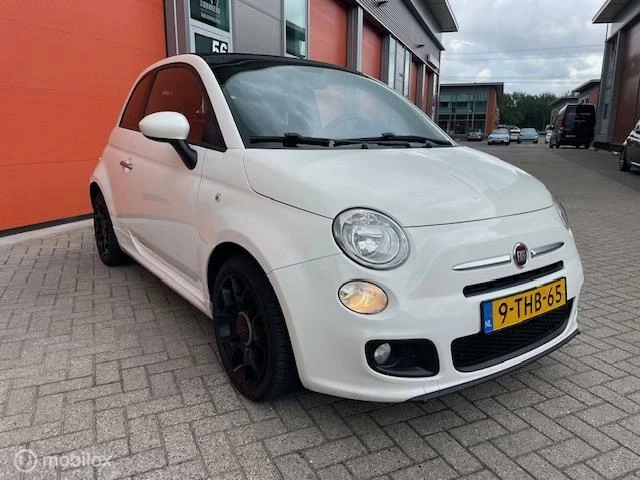 Hoofdafbeelding Fiat 500C