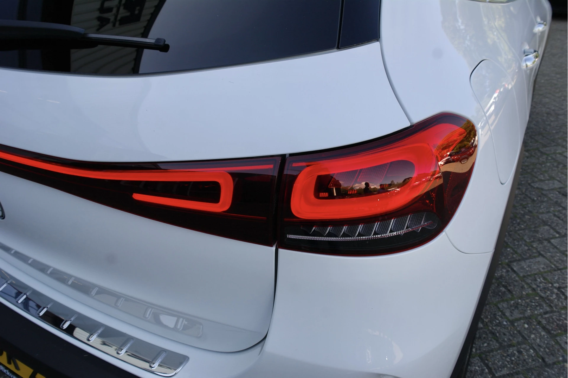 Hoofdafbeelding Mercedes-Benz EQA
