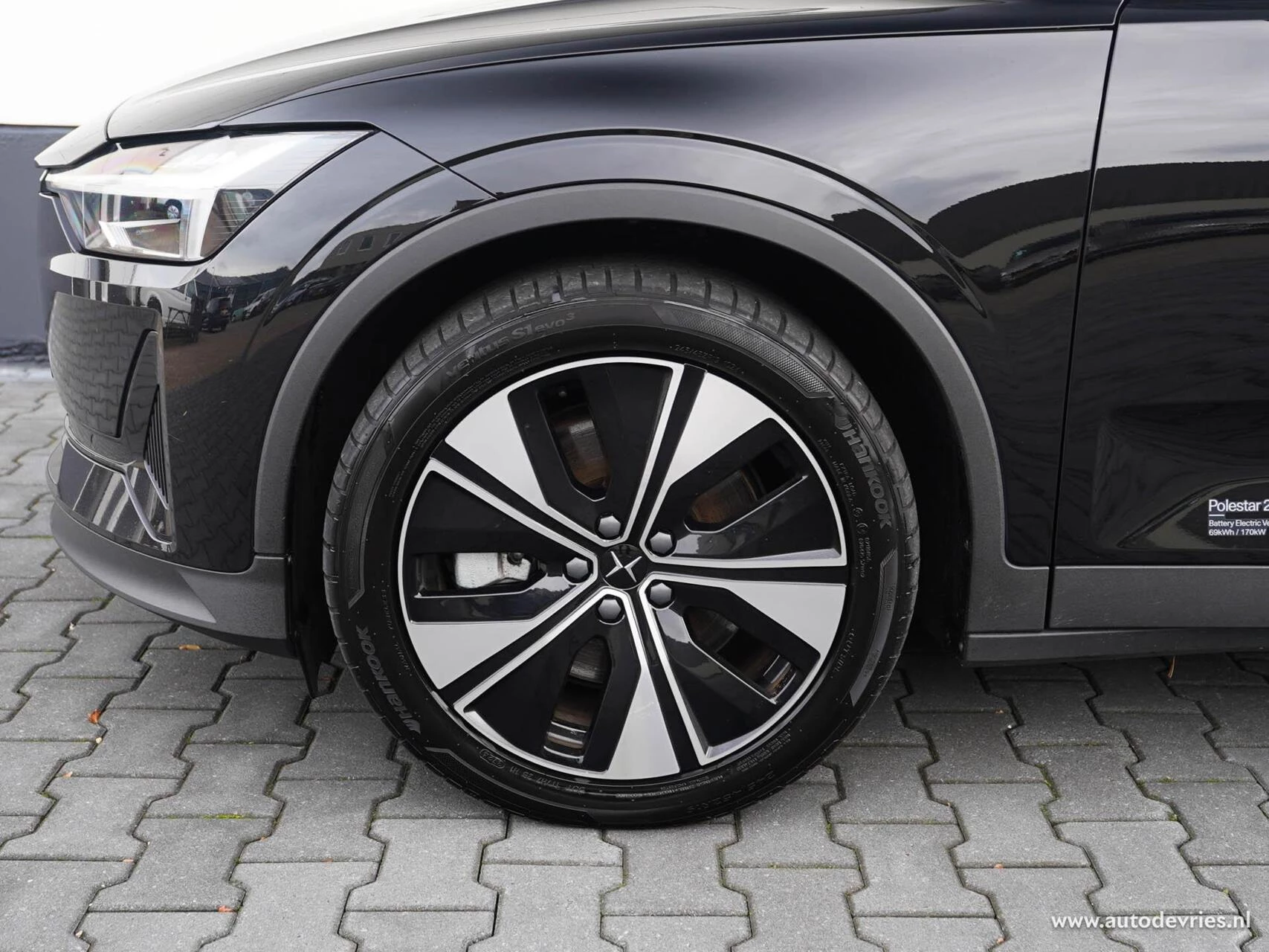 Hoofdafbeelding Polestar 2