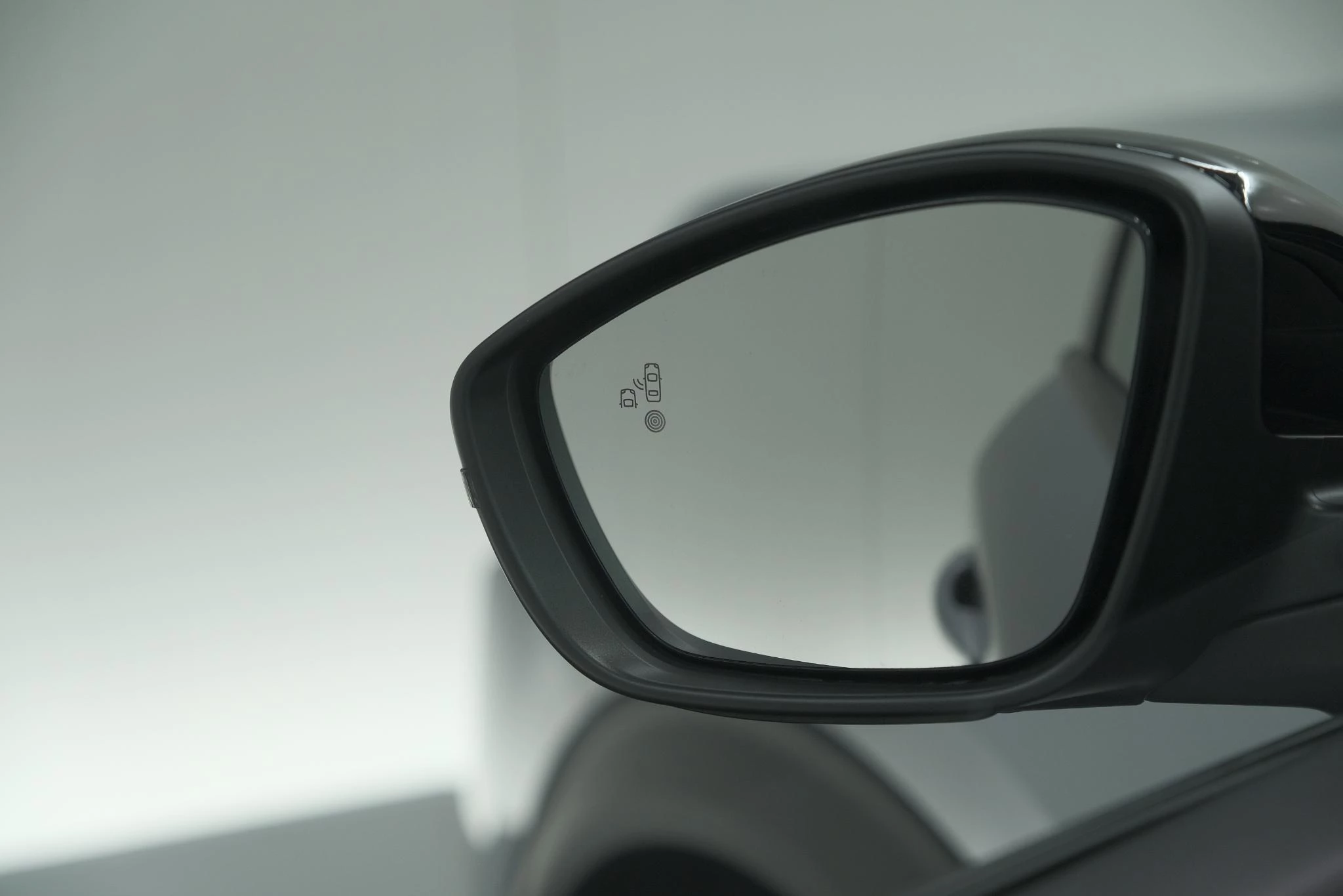 Hoofdafbeelding Peugeot e-2008