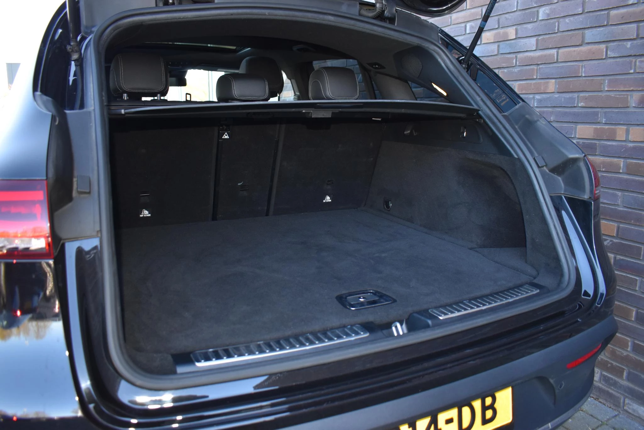 Hoofdafbeelding Mercedes-Benz EQC