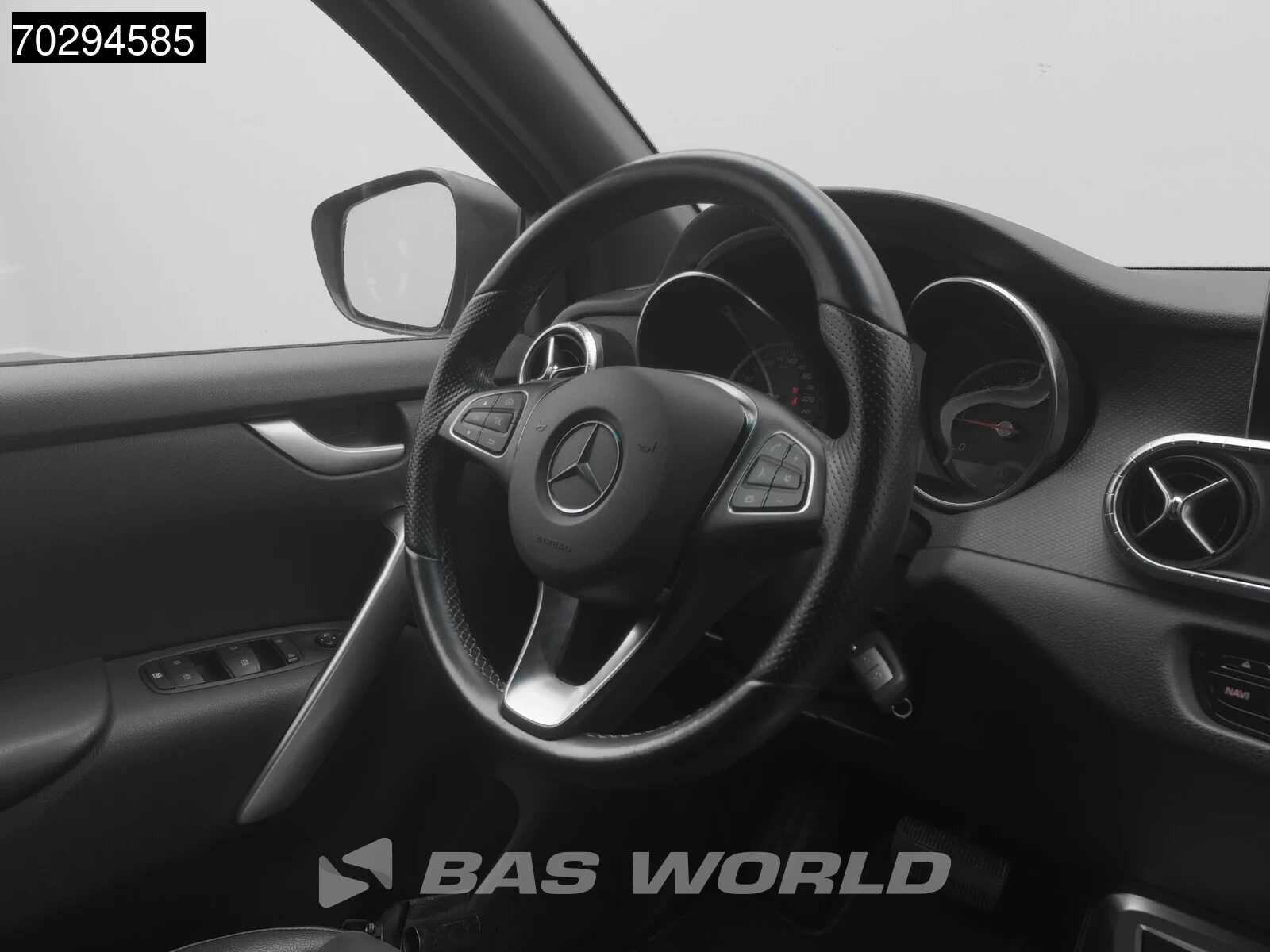 Hoofdafbeelding Mercedes-Benz X-Klasse