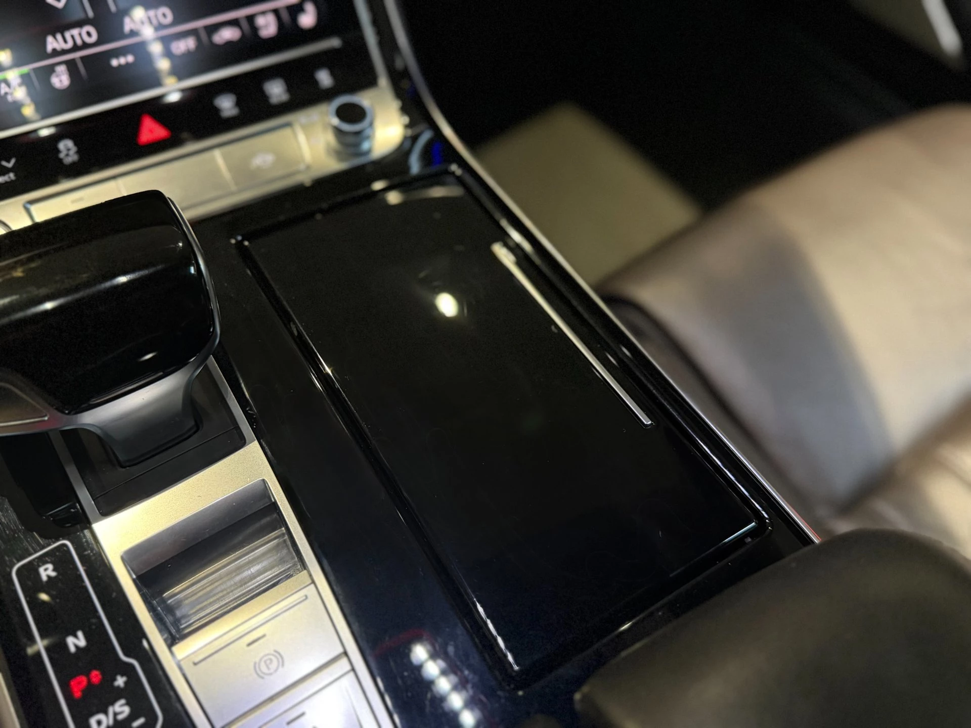 Hoofdafbeelding Audi A8