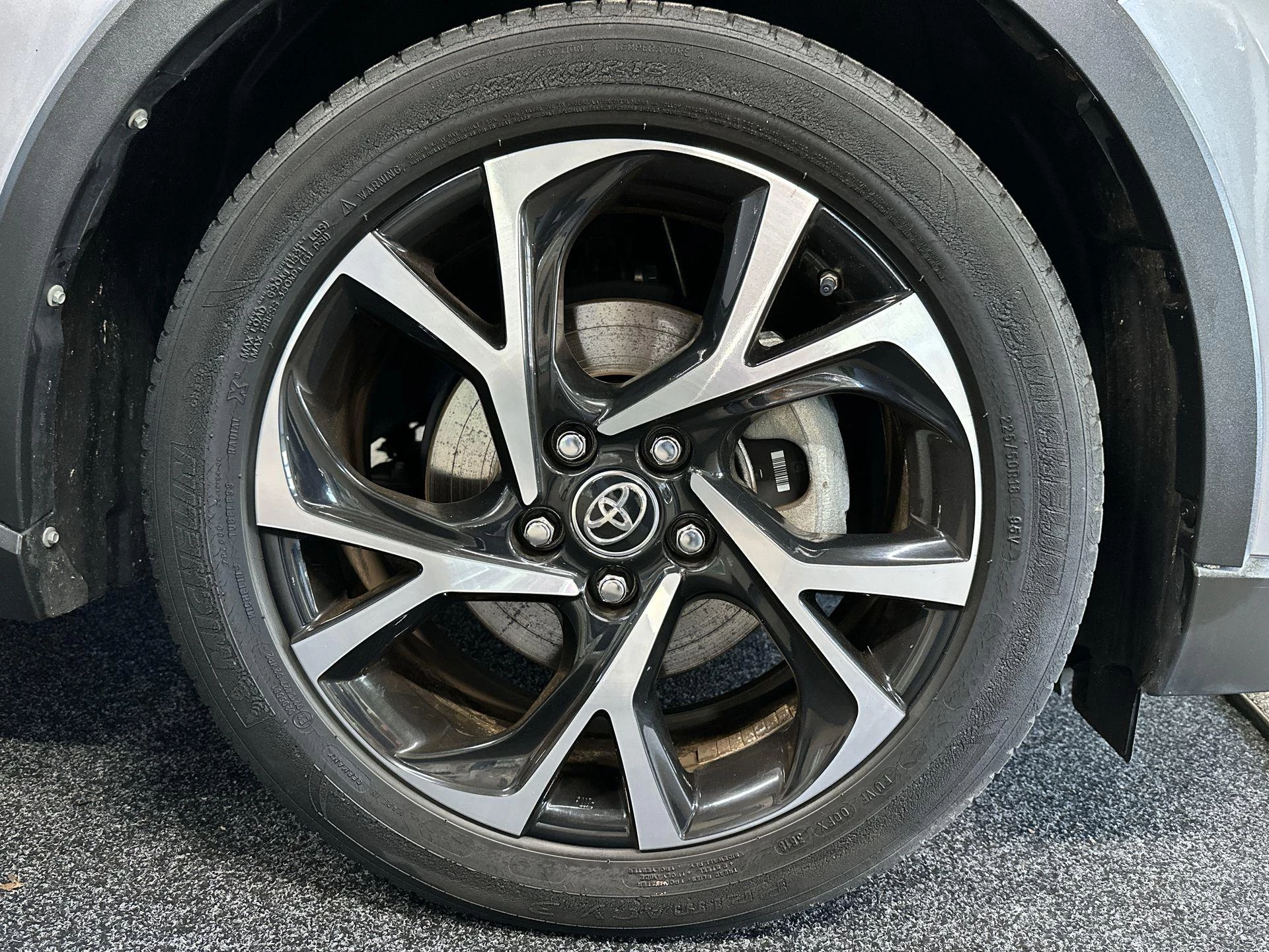 Hoofdafbeelding Toyota C-HR