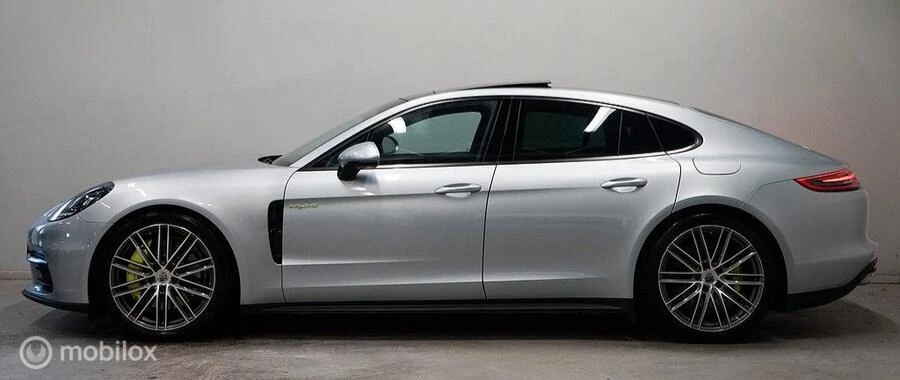 Hoofdafbeelding Porsche Panamera