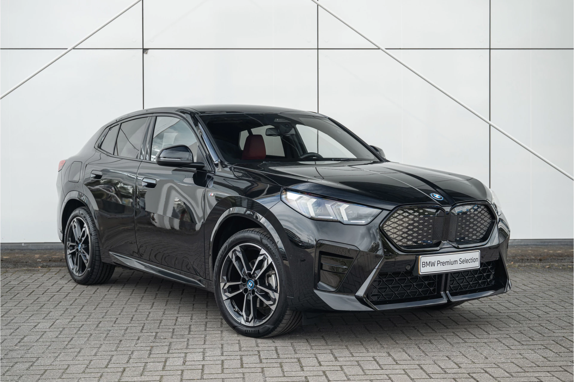 Hoofdafbeelding BMW iX2