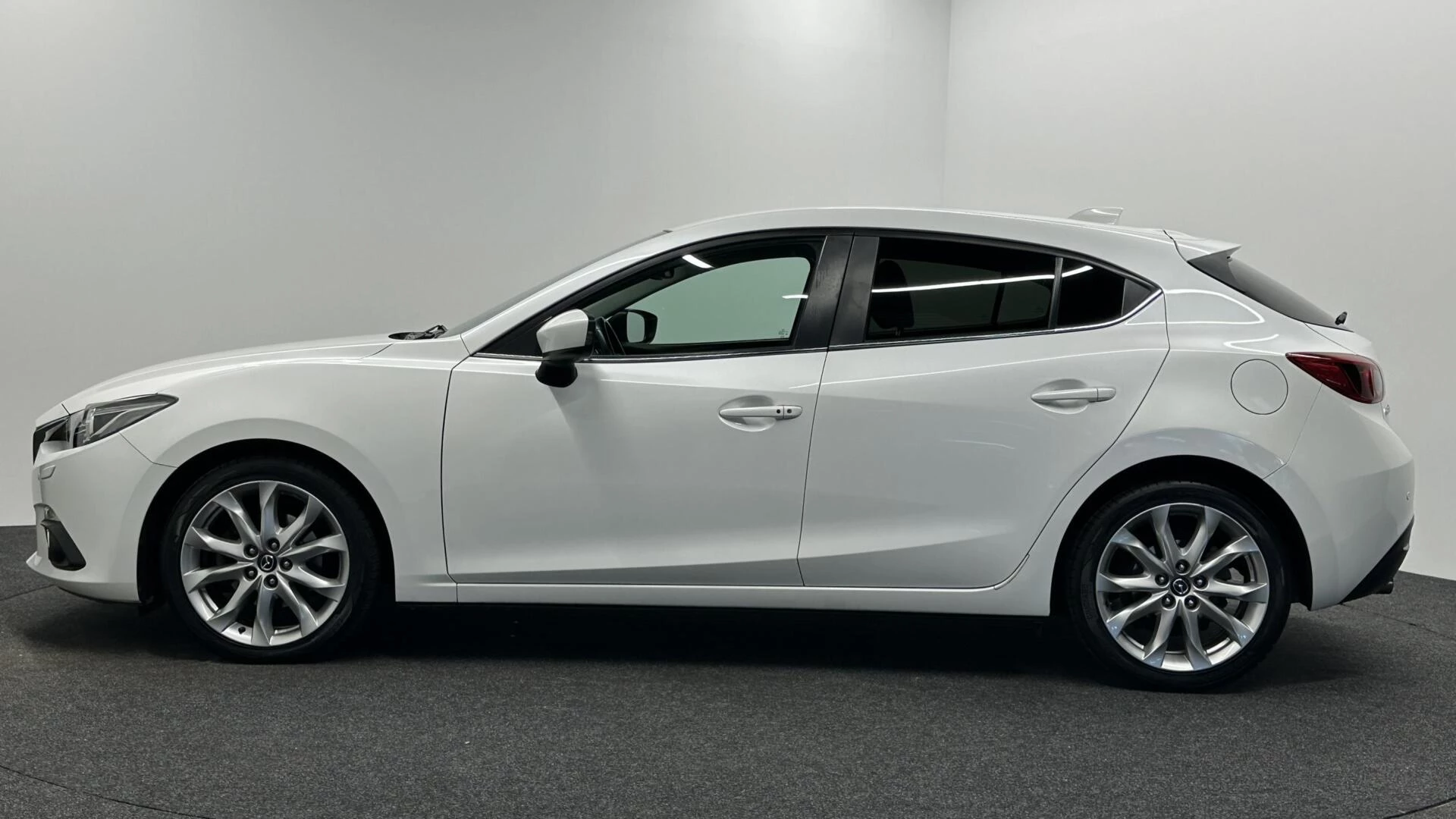 Hoofdafbeelding Mazda 3