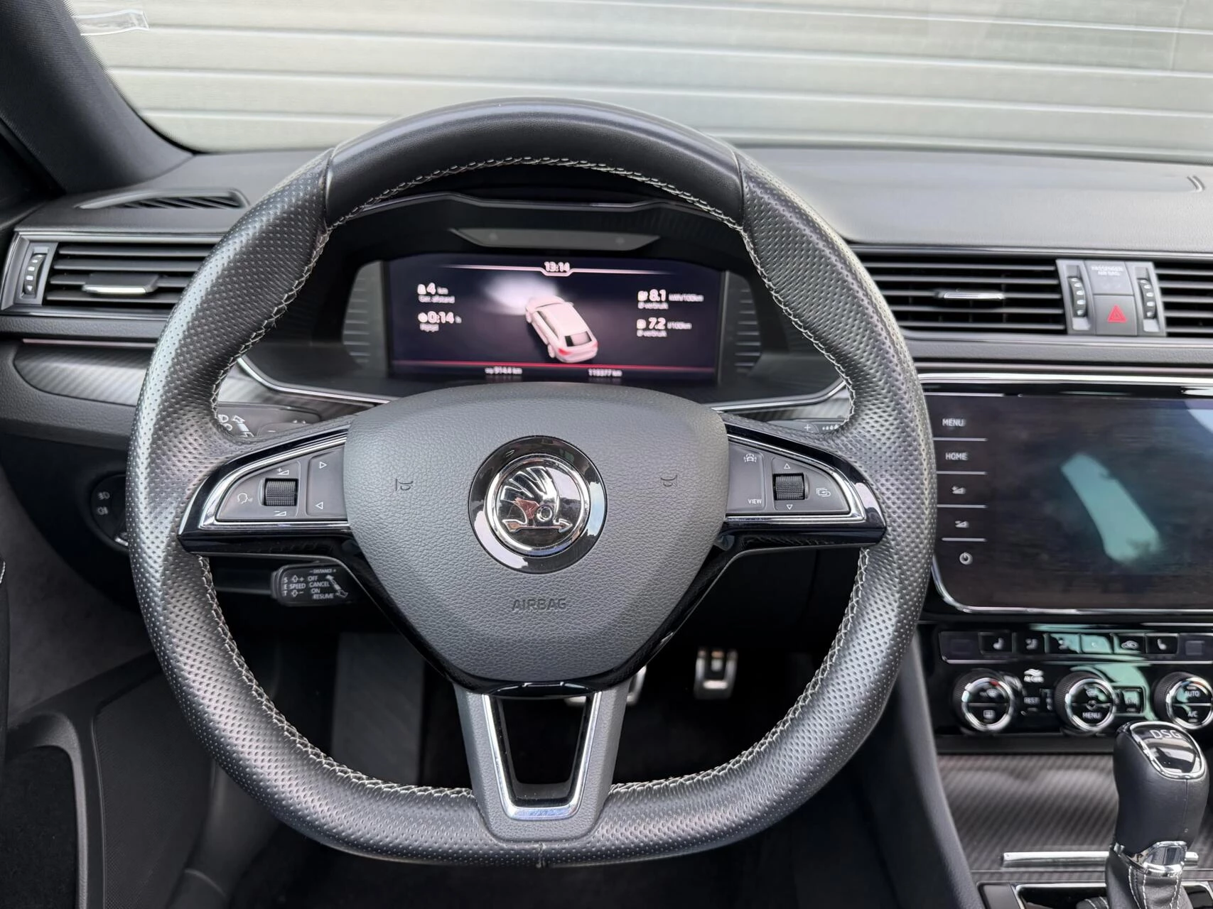Hoofdafbeelding Škoda Superb